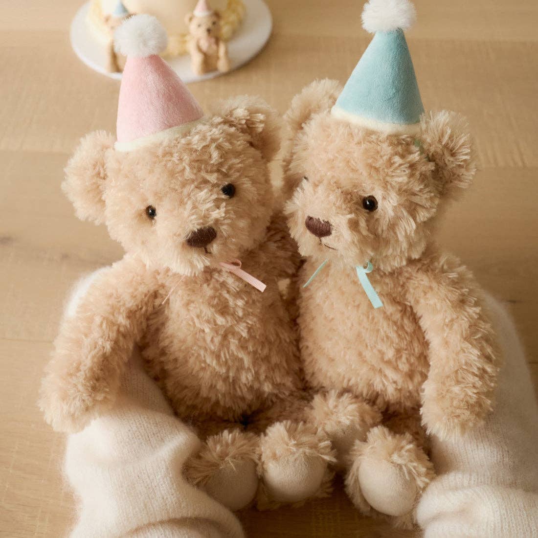 Snuggle Bunnies - Birthday Teddy Bear Plush - Arthur with Hat (14")