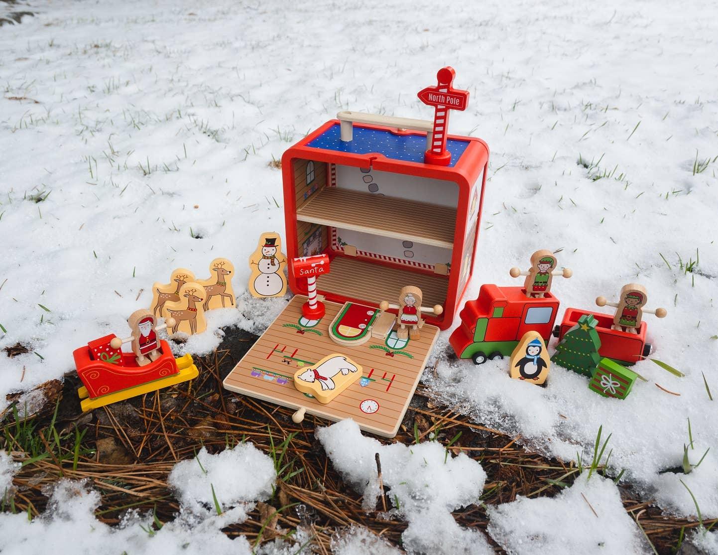 Jack Rabbit Creations - Suitcase Series: Santa's Christmas Workshop