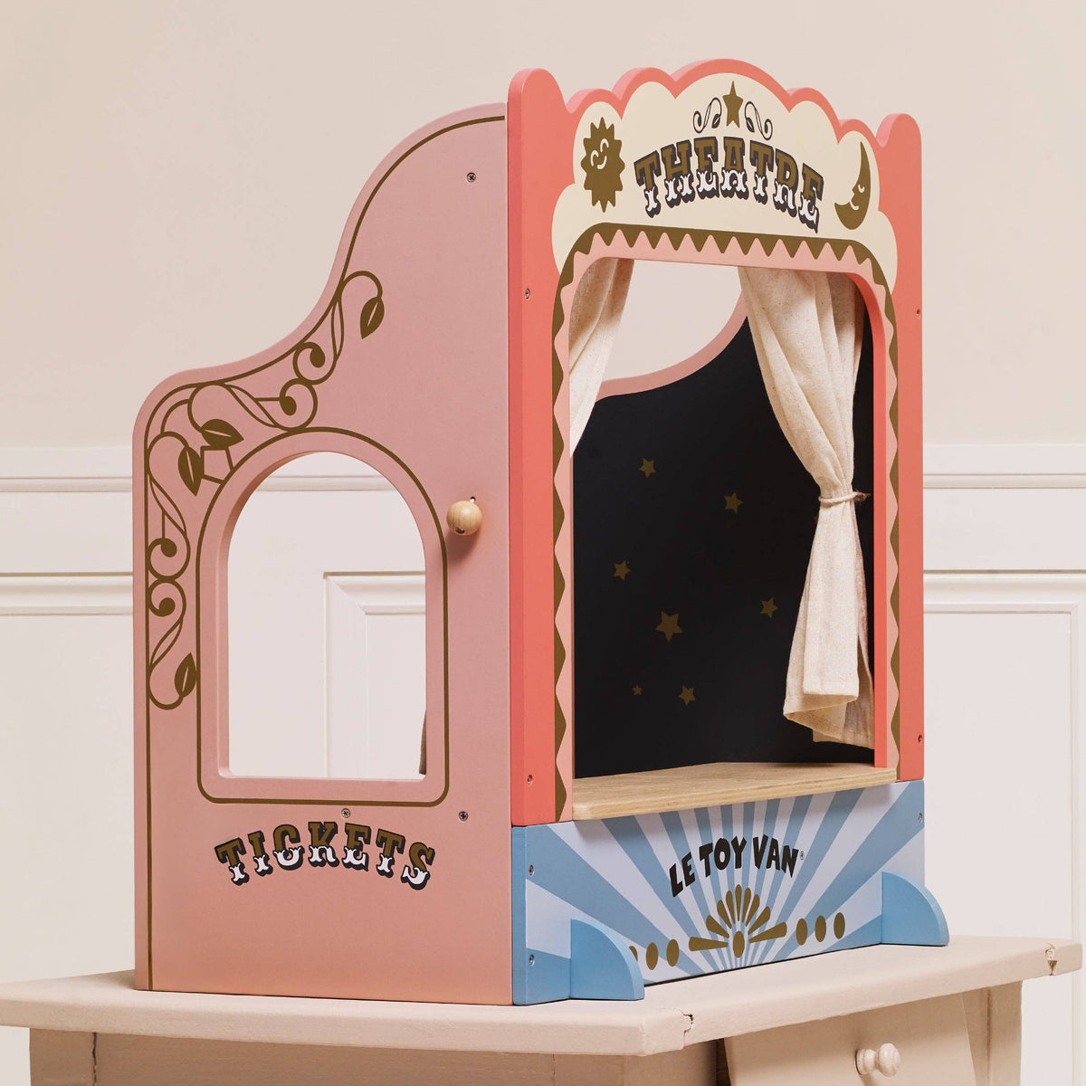 Le Toy Van, Inc. - Tabletop Puppet Wooden Theatre