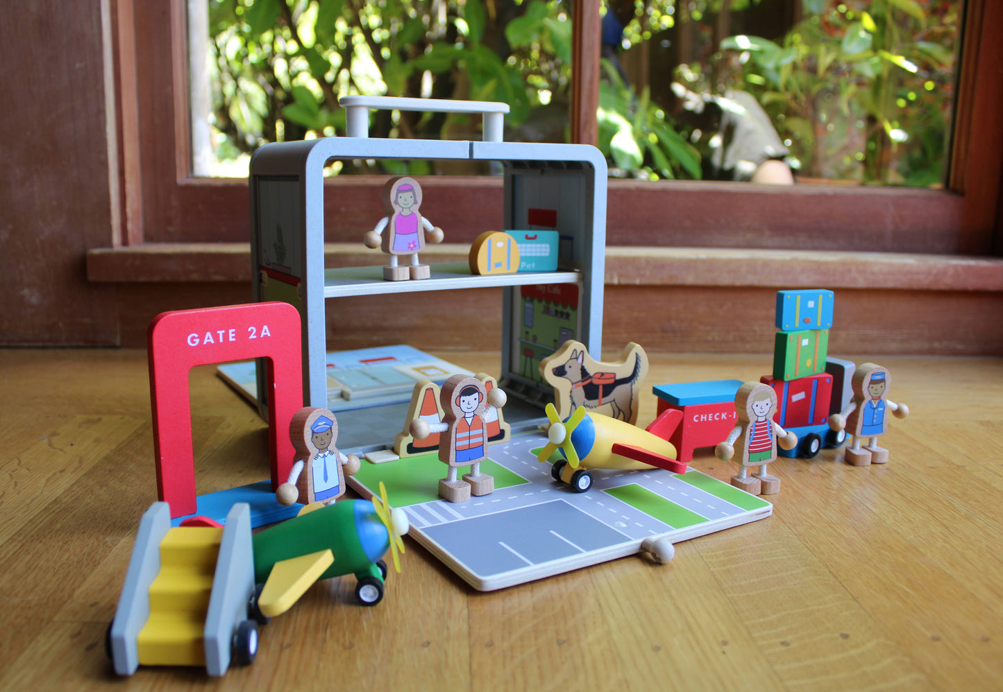 Jack Rabbit Creations - Suitcase Series: Airport