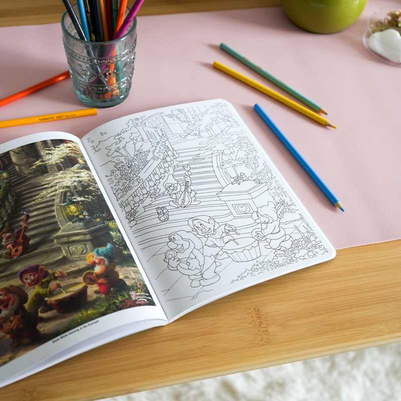 Simon & Schuster - Disney Dreams Collection Thomas Kinkade Studios Disney Princess Coloring Book by Thomas Kinkade