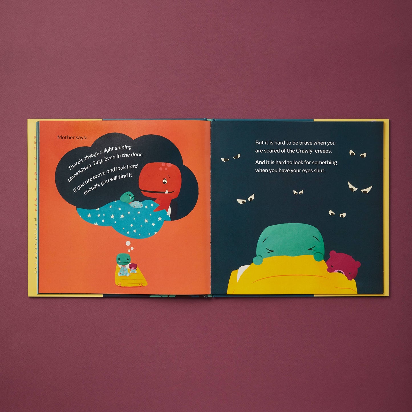 Chronicle Books - Tiny T. Rex and the Very Dark Dark