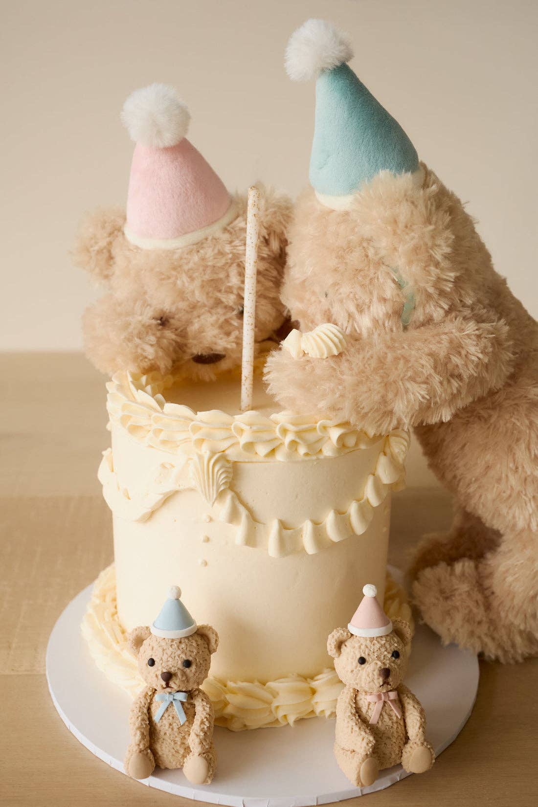 Snuggle Bunnies - Birthday Teddy Bear Plush - Arthur with Hat (14")